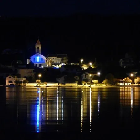Dux Solo Appartement Vinišće